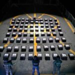 Marina asegura casi 2 toneladas de cocaína frente a Acapulco